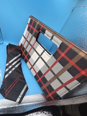 Plaided Purse And Matching Tie Set